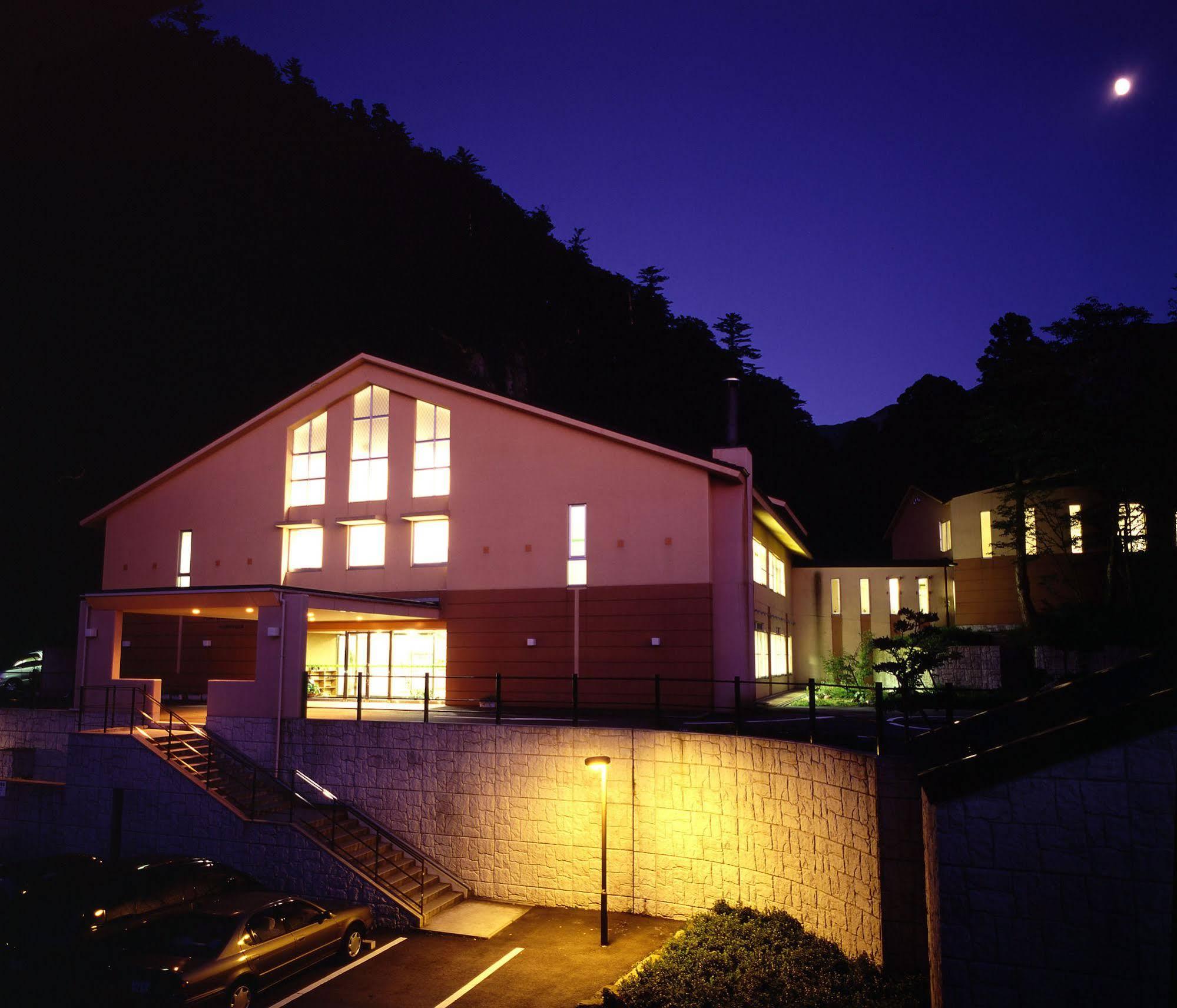 Hotel Daisen Shirogane Екстериор снимка
